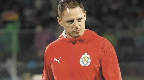 Javier Hernández, Chicharito.