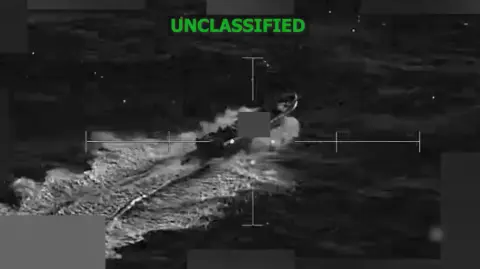 EU mata a cuatro hombres en un nuevo ataque contra una presunta narcolancha en aguas del Pacífico