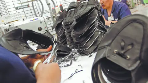 Tras la imposición de tarifas compensatorias al calzado chino en 2024 y el 2025, las importaciones de calzado vietnamita, con acceso preferencial al mercado mexicano gracias al TIPAT, se han disparado 47 por ciento al mes de octubre.