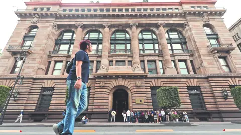 Descripción automática