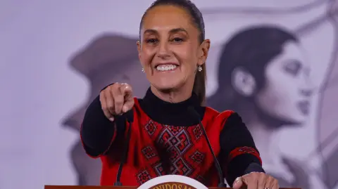 Sheinbaum adelantó que la reforma se construye a partir de foros y diálogo con distintos actores políticos