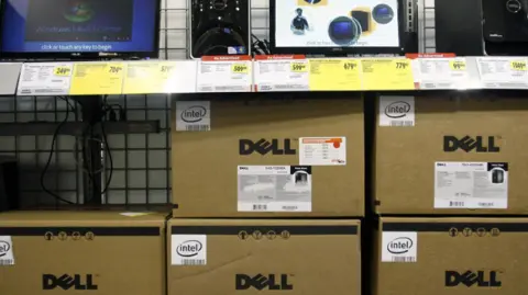 Nuestro país abastece casi 37% de las importaciones estadounidenses de computadoras, pero otros países asiáticos como Taiwán, Vietnam y Tailandia están exportando a un ritmo más acelerado; los países aprovechan el declive de China

Para más información del tema, visita: https://www.eleconomista.com.mx/empresas/mexico-lidera-disputado-mercado-pcs-eu-20260119-795900.html

¡Síguenos en nuestras redes sociales para mantenerte informado!

Twitter: https://twitter.com/eleconomista 
Facebook: https://www.facebook.com/ElEconomista.mx
Instagram: https://www.instagram.com/eleconomistamx
LinkedIn: https://www.linkedin.com/company/el-economista/

#ElEconomista #EETV