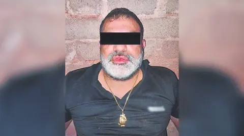 Descripción automática