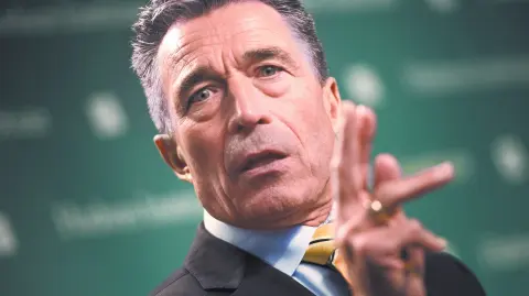 Descripción automática