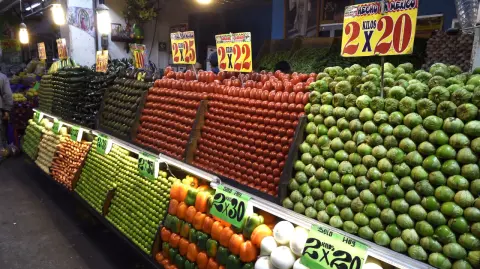 La inflación a los consumidores en México empezó el 2026 acelerándose, de acuerdo con el reporte publicado por el Instituto Nacional de Estadística y Geografía (Inegi).

Para más información del tema, visita: https://www.eleconomista.com.mx/economia/inflacion-mexico-empezo-2026-acelerandose-ubico-3-69-primera-quincena-enero-20260122-796521.html
Twitter: https://twitter.com/eleconomista   
Sitio web: https://www.eleconomista.com.mx/   
Facebook: https://www.facebook.com/ElEconomista.mx   
 
#ElEconomista  #EETV