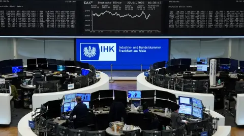 El gráfico del índice de precios de acciones alemán DAX se muestra en la Bolsa de Valores de Frankfurt, Alemania, el 22 de enero de 2026.
