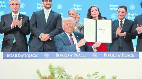 Descripción automática