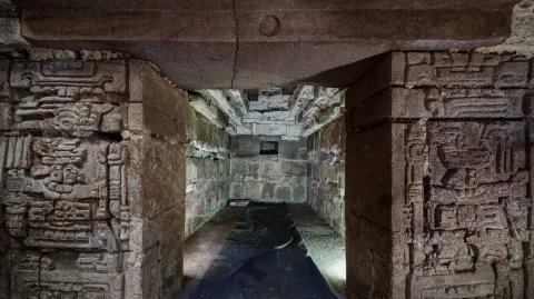 La tumba está localizada en los Valles Centrales del estado de Oaxaca