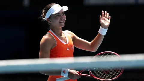 Tennis - Australian Open - Melbourne Park, Melbourne, Australia - January 25, 2026 Iva Jovic of the U.S. celebrates after winning her fourth round match against Kazakhstan's Yulia Putintseva REUTERS/Hollie Adams