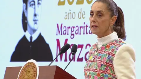 La presidenta Claudia Sheinbaum Pardo afirmó que México mantiene una relación de diálogo y cooperación con Estados Unidos, pero sin subordinarse.

¡Síguenos en nuestras redes sociales para mantenerte informado!

Twitter: https://twitter.com/eleconomista 
Facebook: https://www.facebook.com/ElEconomista.mx
Instagram: https://www.instagram.com/eleconomistamx
LinkedIn: https://www.linkedin.com/company/el-economista/

#ElEconomista #EETV