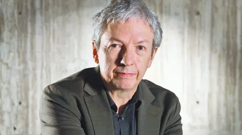 El ganador. Toscana ha ganado uno de los premios de mayor prestigio en el país, el Xavier Villaurrutia 2017 por el libro Olegaroy.