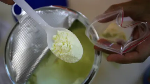 Fórmula de leche en polvo para niños.