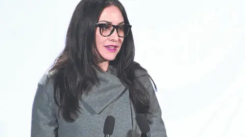 Claudia Curiel de lcaza anunció, que en fecha próxima, la presidenta de México, Claudia Sheinbaum Pardo, presentará una serie de iniciativas culturales.