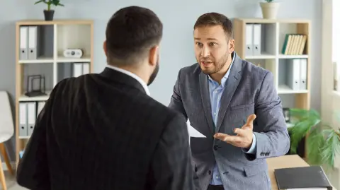 Implementar una medida de prevención ante conflictos entre los socios ayuda a evitar problemas legales y mantener la operación.