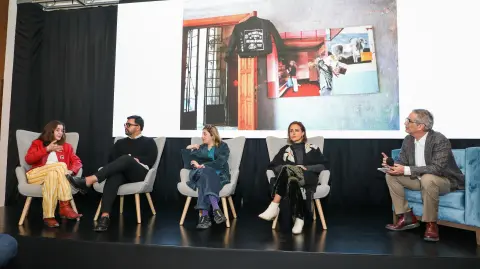 EXPOSICION OCTAVIA GREIG EN EL ECONOMISTA . FOTO : HUGO SALAZAR / EL ECONOMISTA .