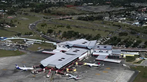 (FILES) Aerial view of Jose Marti International Airport in Havana, taken from an airplane on April 3, 2025. Cuban authorities have informed airlines operating in the country that kerosene supplies will be suspended for a month starting Monday at midnight due to the energy crisis, an executive from a European company told AFP on February 8, 2026. (Photo by YAMIL LAGE / AFP)