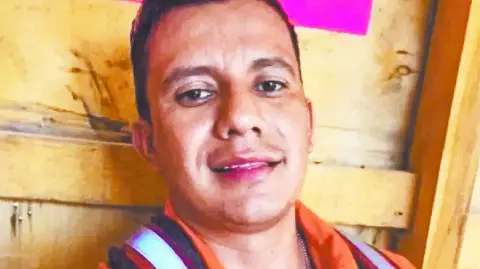 Descripción automática