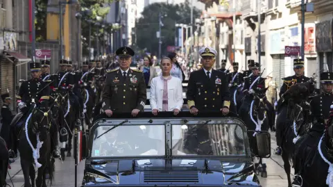 La presidenta de México durante el 113 aniversario de la Marcha de la Lealtad.