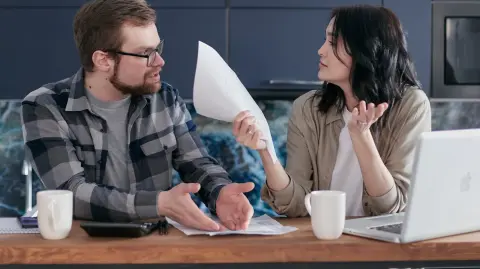 Hablar de dinero en pareja debe ser prioridad y parte de un plan de vida en común