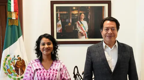 Nadia López García, pedagoga, poeta indígena y activista en derechos educativos y culturales, es nombrada nueva titular de la Dirección General de Materiales Educativos.