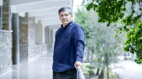 El doctor Carlos Coello es un computólogo reconocido mundialmente; es investigador del Cinvestav y miembro de El Colegio Nacional. Foto EE: Especial