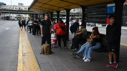 El gobierno argentino afronta el 19 de febrero la cuarta huelga general de su administración.