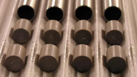 Pastillas de uranio fabricadas en Juzbado, Salamanca.