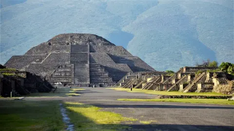Con operativo, la Zona Arqueológica de Teotihuacan se prepara para recibir la primavera.
