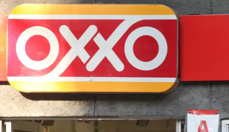 FEMSA asume el control de OXXO Brasil