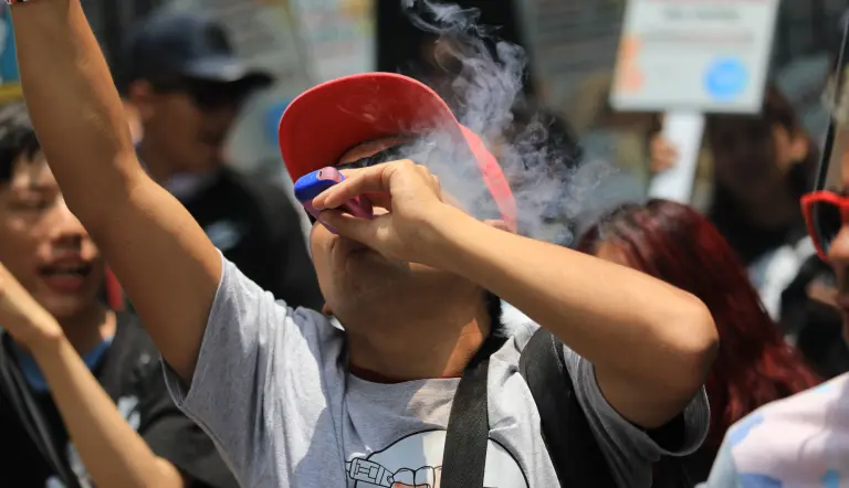 Diputados aprueban en lo general la prohibición de vapeadores