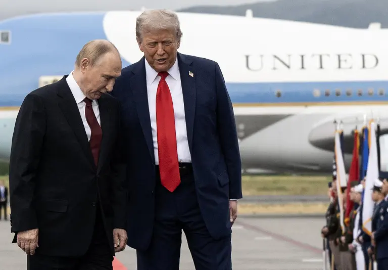 El presidente de Estados Unidos, Donald Trump y el presidente ruso, Vladimir Putin.