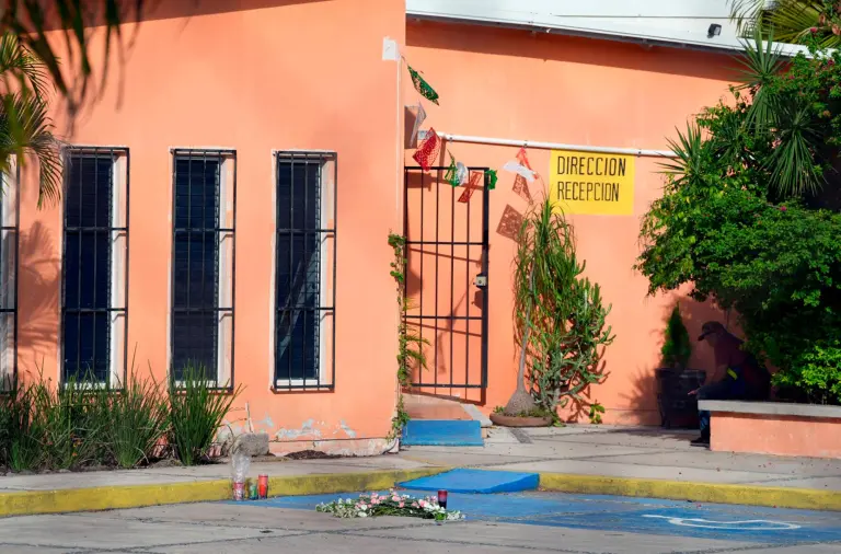 main image