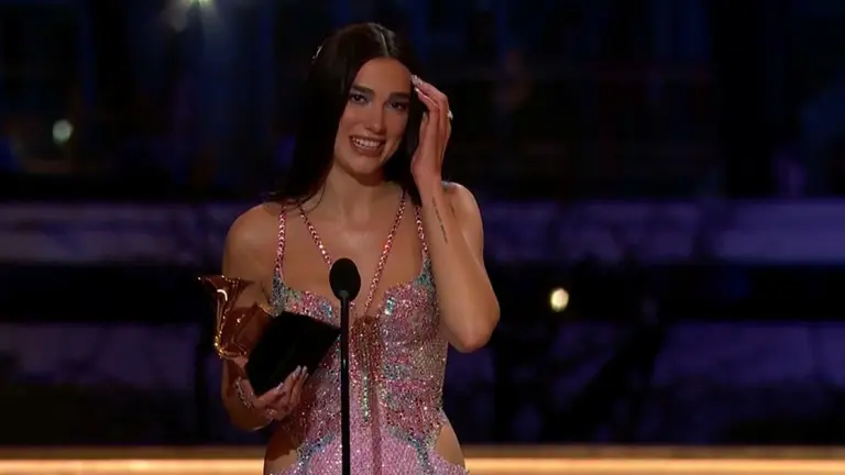 Dua Lipa ganó el Grammy a Mejor Álbum Vocal Pop por Future Nostalgia. Foto: Reuters