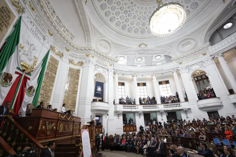 Clara Brugada rinde protesta como jefa de Gobierno de la CDMX