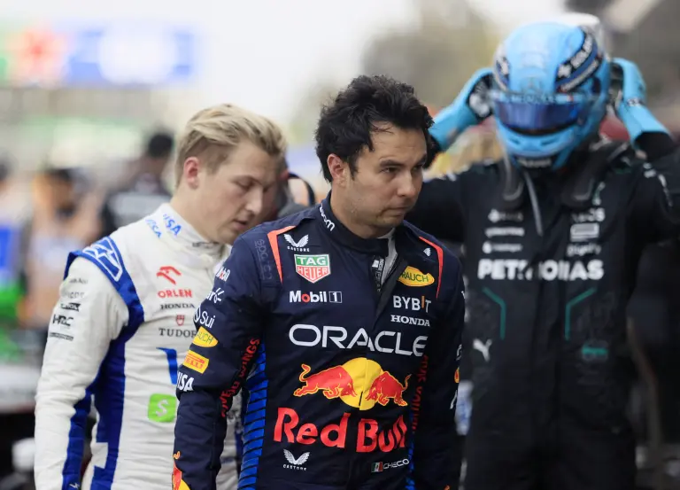 Checo Pérez tras terminar su participación en el GP de México.