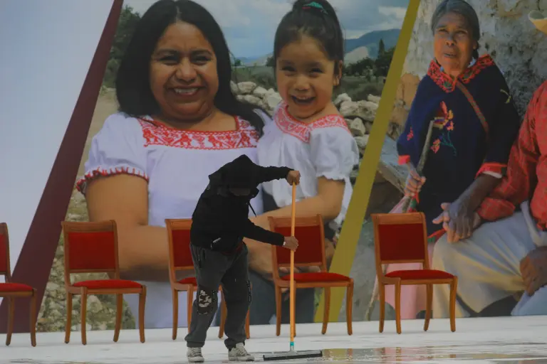 Presentación del informe de los primeros 100 días de gobierno de la presidenta Claudia Sheinbaum en el Zócalo de la CDMX