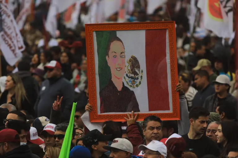 Presentación del informe de los primeros 100 días de gobierno de la presidenta Claudia Sheinbaum en el Zócalo de la CDMX