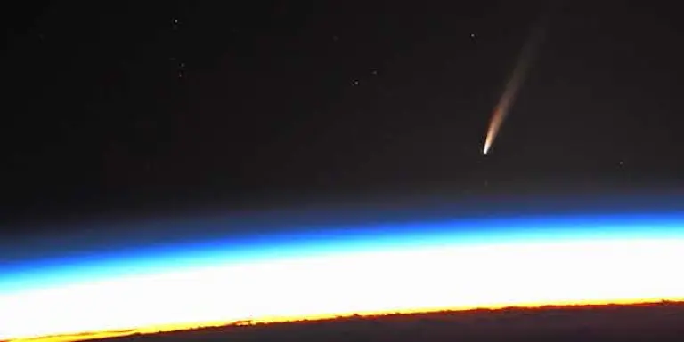 El cometa ATLAS C/2024 G3 desde la Estación Espacial Internacional el pasado día 9 de enero. Don Pettit/ESA