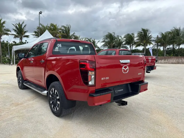 El trabajo de diseño realizado por Mazda le sentó a la perfección al tamaño y proporciones del vehículo. Se comercializa en una sola versión. Foto: Marcos Martínez