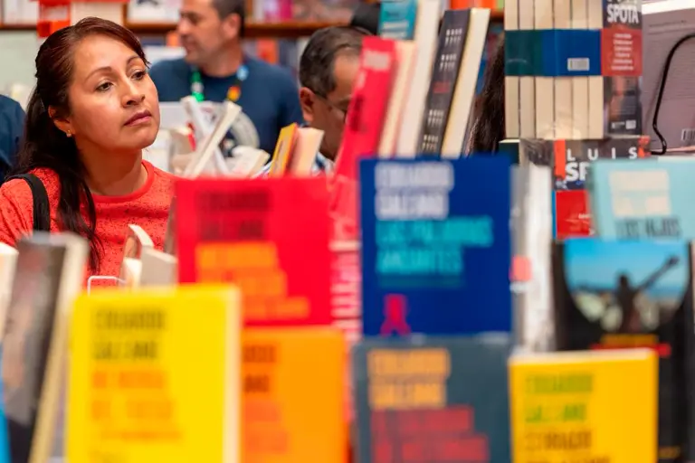 Feria Internacional del Libro del Palacio de Minería.
