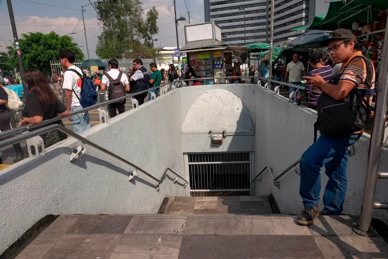 Falla en la Línea B del Metro de la Ciudad de México.