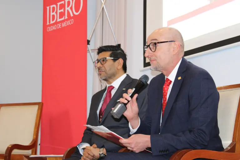 Dr. Luis González Villanueva y Dr. Alejandro Anaya Muñoz. / Branded Content