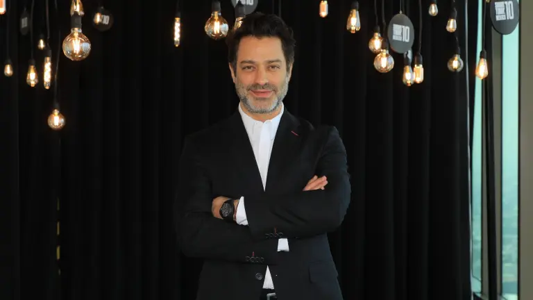 ARI BOROBOY