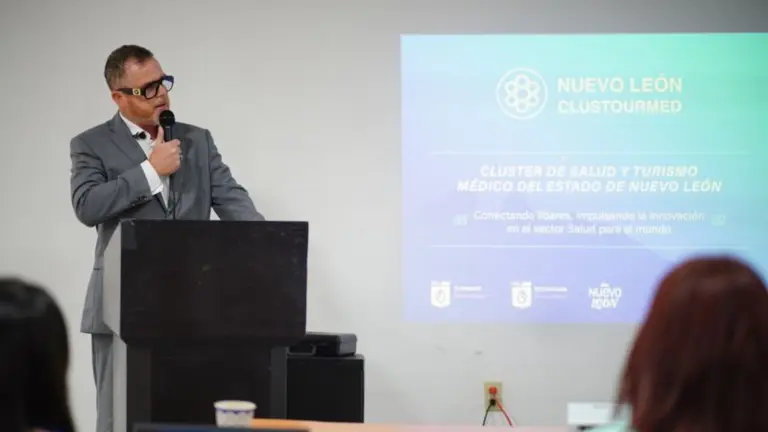 Director del clúster de Salud y Turismo Médico de NL, Rodrigo García González.