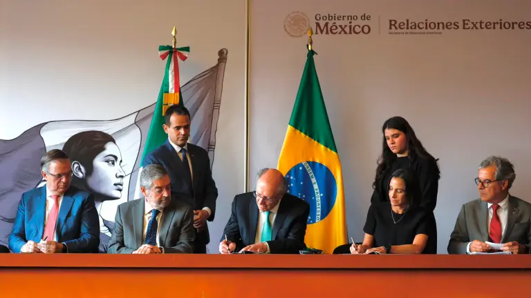 sta tarde se llevó a cabo la Sesión de Clausura del Encuentro Empresarial México-Brasil.
