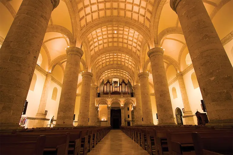 Basílica de Zapopan iluminada