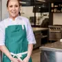 Maricú y Starbucks México colaboran en una tarta de chocolate oscuro.